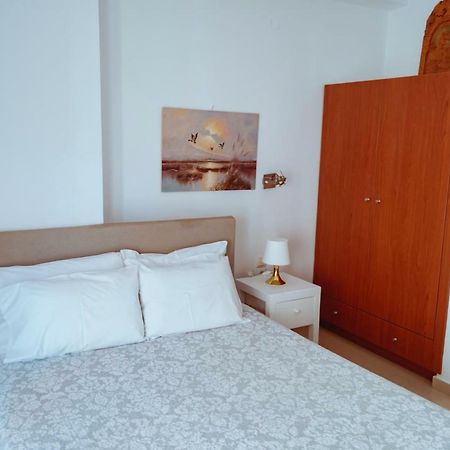 Апартаменты Sun Βy Τhe Sea 100M From The Beach Агия-Пелагия  Экстерьер фото