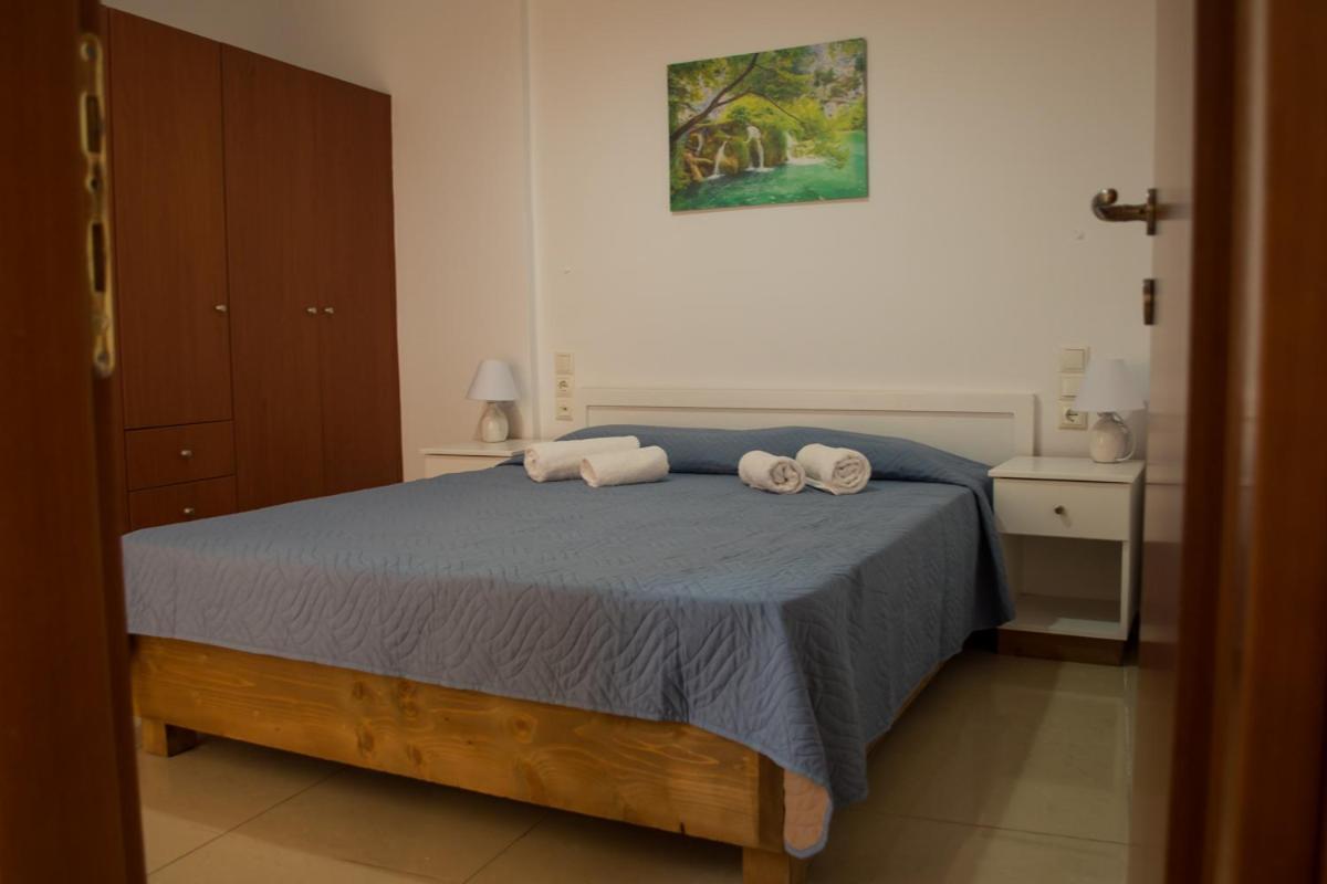 Апартаменты Sun Βy Τhe Sea 100M From The Beach Агия-Пелагия  Экстерьер фото