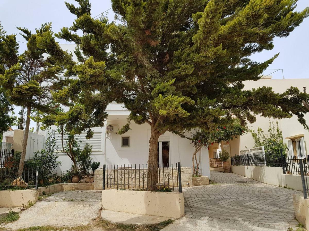 Апартаменты Sun Βy Τhe Sea 100M From The Beach Агия-Пелагия  Экстерьер фото
